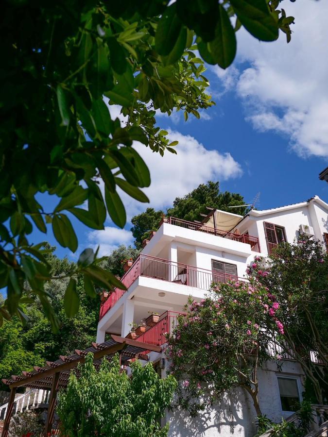 Apartments Almaja Villa Петровац Экстерьер фото