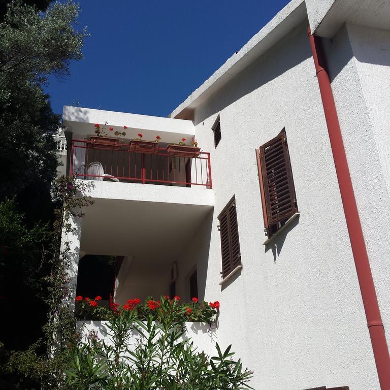 Apartments Almaja Villa Петровац Экстерьер фото