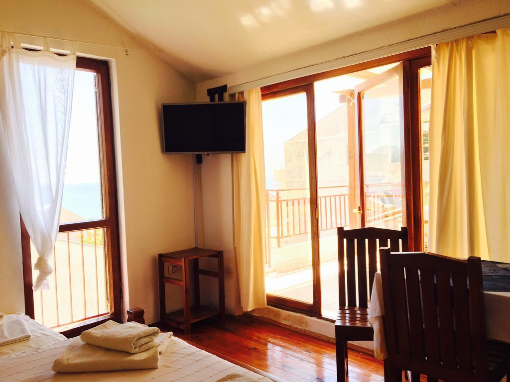 Apartments Almaja Villa Петровац Экстерьер фото