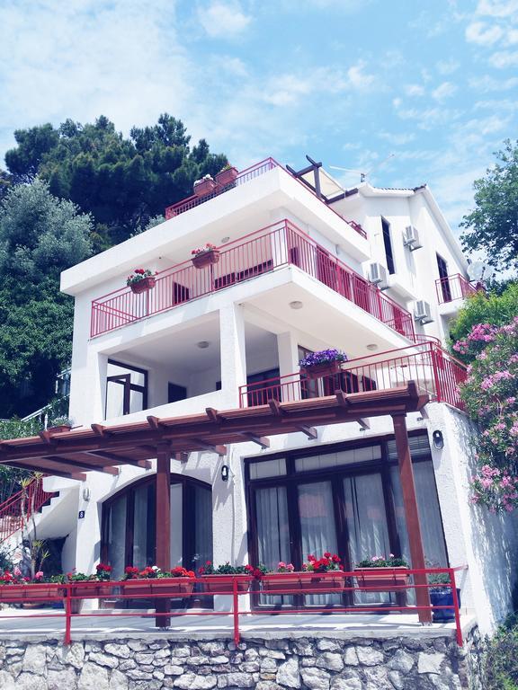 Apartments Almaja Villa Петровац Экстерьер фото